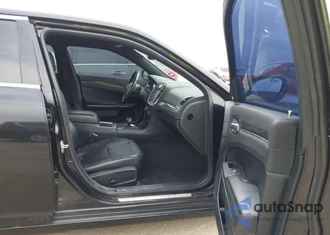 2013 Chrysler 300C from USA, damaged, VIN 2C3CCAEG1DH606090